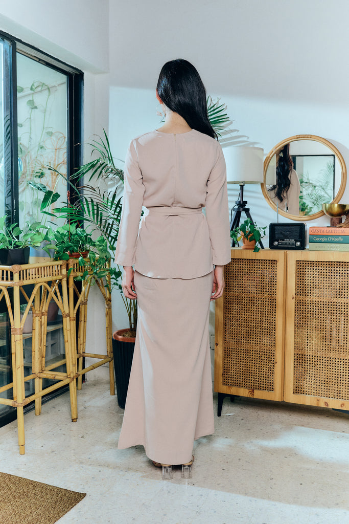 Fluir Kurung | Bisque